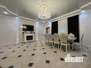 Дом 231м², 2-этажный, участок 6 сот.  