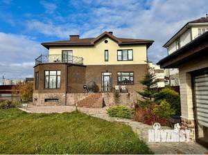 Коттедж 354м², 3-этажный, участок 9 сот.  