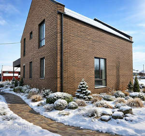 Дом 150м&sup2;, 2-этажный, участок 10 сот.  