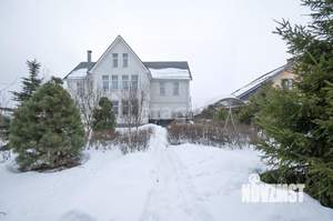 Дом 600м², 3-этажный, участок 20 сот.  