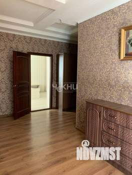 Дом 315м², 2-этажный, участок 10 сот.  
