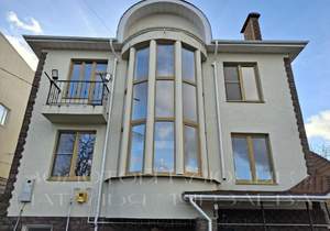 Дом 585м², 4-этажный, участок 8 сот.  