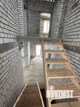Коттедж 160м², 2-этажный, участок 5 сот.  