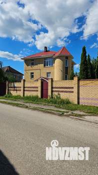 Коттедж 234м², 3-этажный, участок 8 сот.  