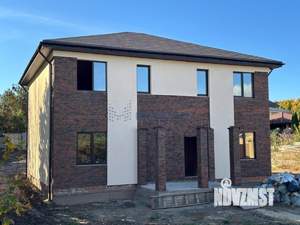 Коттедж 220м&sup2;, 2-этажный, участок 10 сот.  