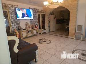 Дом 176м&sup2;, 2-этажный, участок 2 сот.  