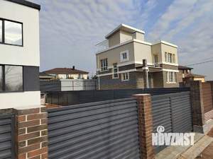 Дом 230м², 3-этажный, участок 7 сот.  