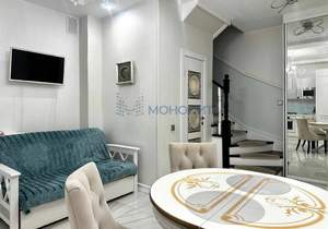 Дом 73м², 3-этажный, участок 1 сот.  