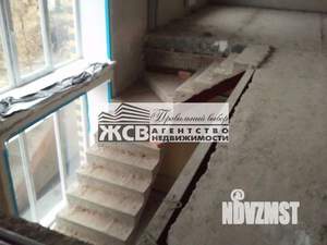 Таунхаус 370м², 3-этажный, участок 1 сот.  