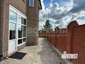 Дом 520м², 3-этажный, участок 10 сот.  