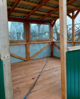 Дом 25м², 2-этажный, участок 6 сот.  