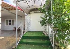 Дом 184м², 1-этажный, участок 7 сот.  