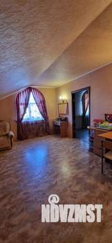 Коттедж 272м², 2-этажный, участок 10 сот.  