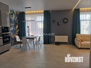 Дом 250м², 3-этажный, участок 5 сот.  
