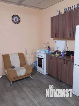 Коттедж 280м², 2-этажный, участок 10 сот.  