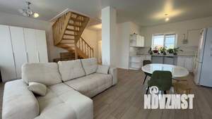 Дом 109м², 2-этажный, участок 8 сот.  