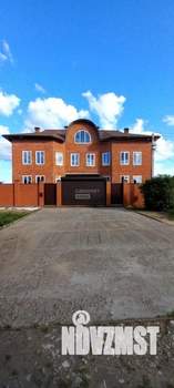 Дом 740м², 2-этажный, участок 12 сот.  