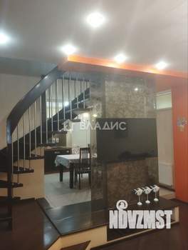 Таунхаус 156м², 3-этажный, участок 8 сот.  