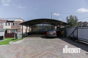 Дом 270м², 2-этажный, участок 8 сот.  