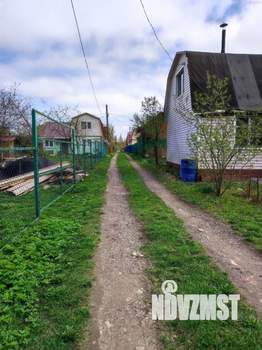 Дом 30м&sup2;, 2-этажный, участок 5 сот.  