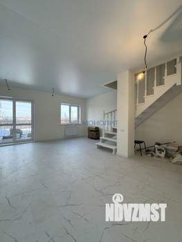 Таунхаус 110м², 2-этажный, участок 2 сот.  