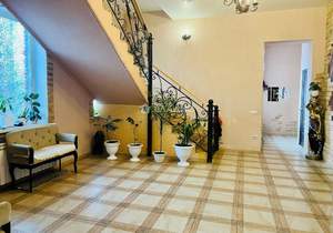 Дом 367м², 3-этажный, участок 5 сот.  