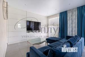 Дом 218м², 2-этажный, участок 15 сот.  