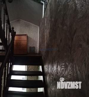 Коттедж 199м&sup2;, 3-этажный, участок 4 сот.  