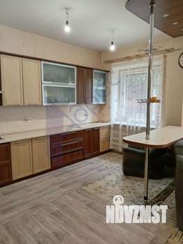 Коттедж 358м², 2-этажный, участок 5 сот.  