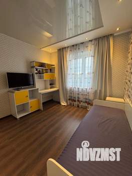 Таунхаус 240м², 3-этажный, участок 6 сот.  