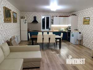 Коттедж 240м², 2-этажный, участок 9 сот.  