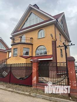 Дом 326м², 3-этажный, участок 8 сот.  