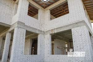 Дом 600м², 2-этажный, участок 17 сот.  