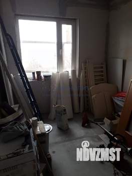 Коттедж 280м², 2-этажный, участок 10 сот.  