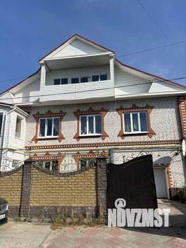 Коттедж 355м², 2-этажный, участок 6 сот.  