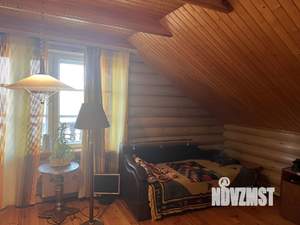 Дом 270м², 3-этажный, участок 11 сот.  