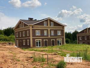 Дом 127м&sup2;, 3-этажный, участок 7 сот.  