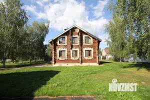 Дом 200м², 2-этажный, участок 15 сот.  