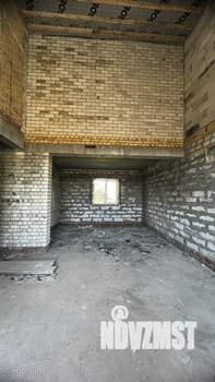 Коттедж 194м², 2-этажный, участок 7 сот.  