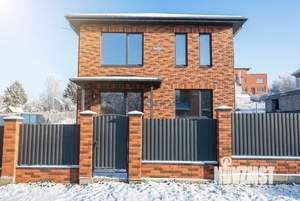 Дом 135м&sup2;, 2-этажный, участок 10 сот.  