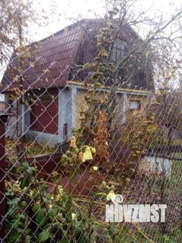 Дом 30м², 2-этажный, участок 8 сот.  