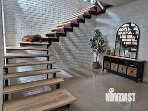 Коттедж 200м², 2-этажный, участок 6 сот.  