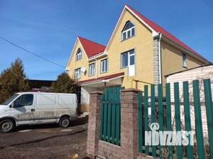 Таунхаус 190м², 3-этажный, участок 5 сот.  