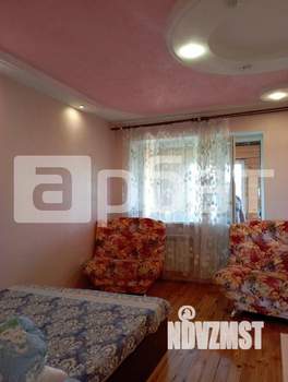 Дом 270м², 3-этажный, участок 14 сот.  