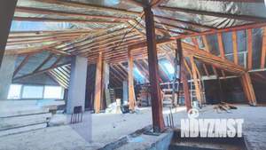 Коттедж 572м², 3-этажный, участок 15 сот.  