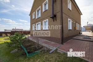 Дом 175м², 2-этажный, участок 15 сот.  