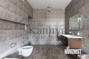 Дом 218м², 2-этажный, участок 15 сот.  