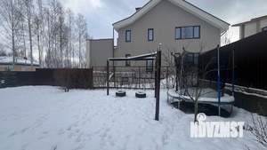 Дом 296м², 2-этажный, участок 8 сот.  