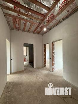 Дом 100м², 2-этажный, участок 5 сот.  