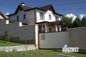 Дом 454м², 3-этажный, участок 15 сот.  